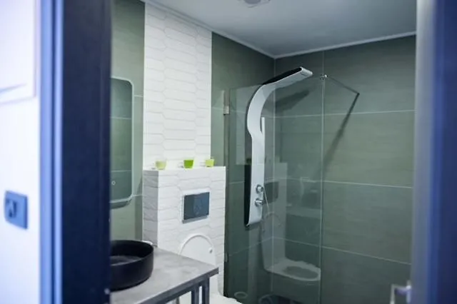 Appartamento Front 2-3-4 *